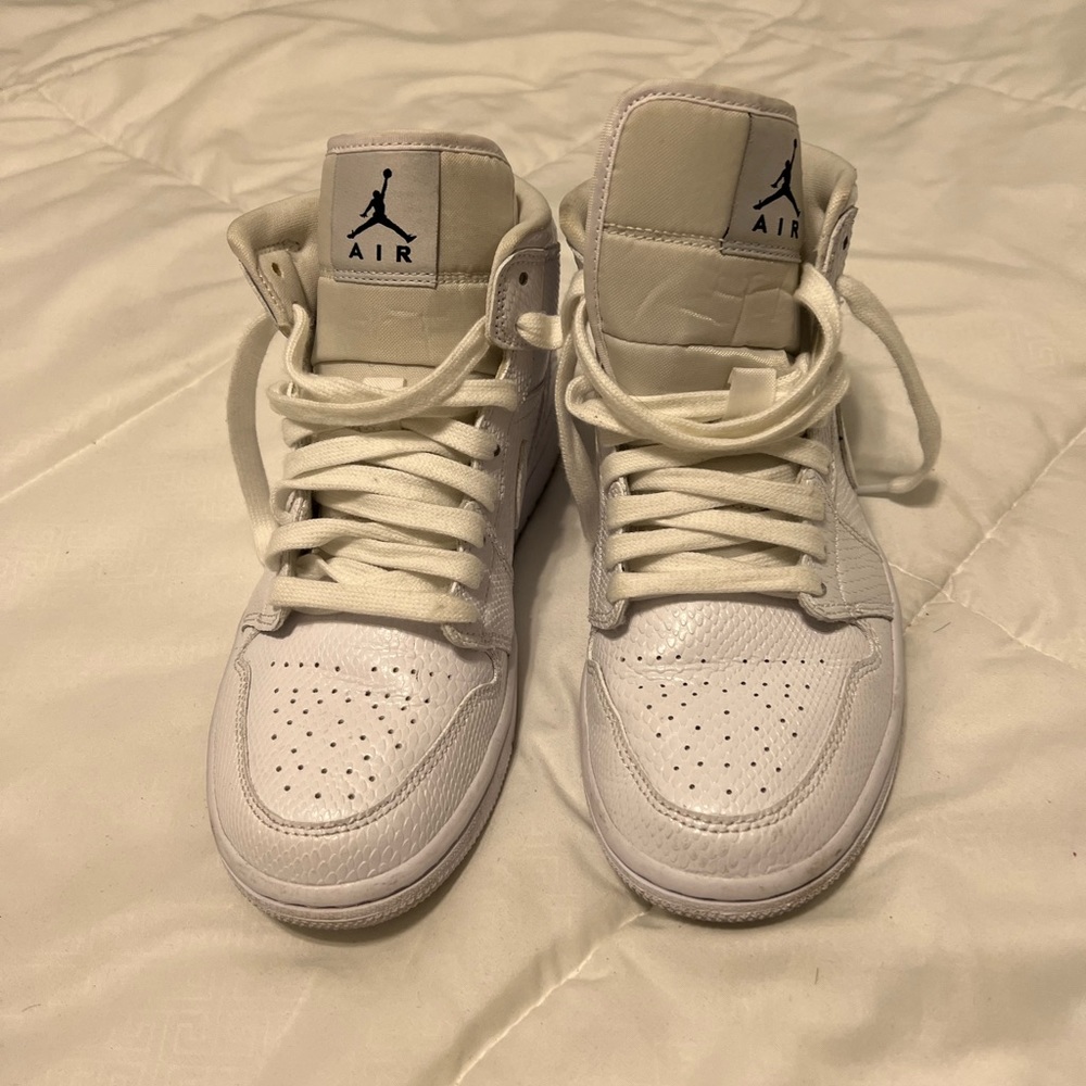Jordan 1 white